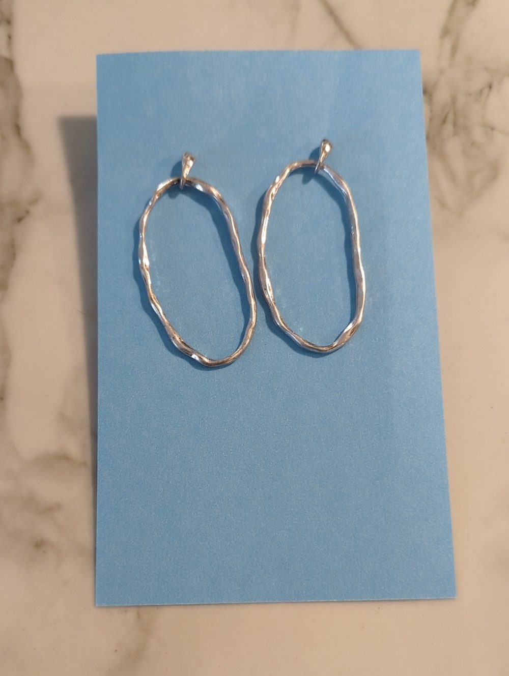 Silver Toned Twisted Oval Drop Earrings - Elegant Women Jewelry